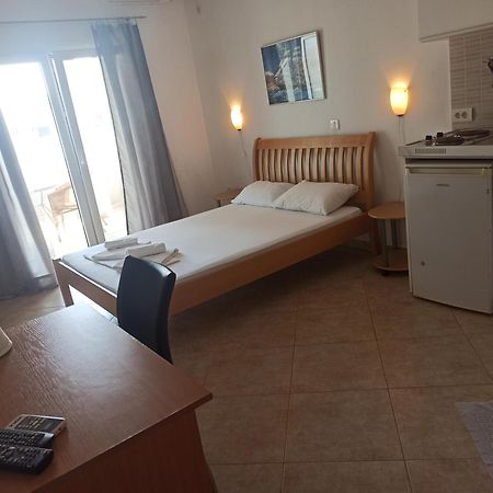 Apartment'S Meti Ulcinj Quarto foto